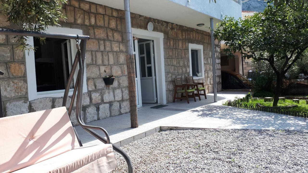 Studio Apartments Ilija Котор Экстерьер фото