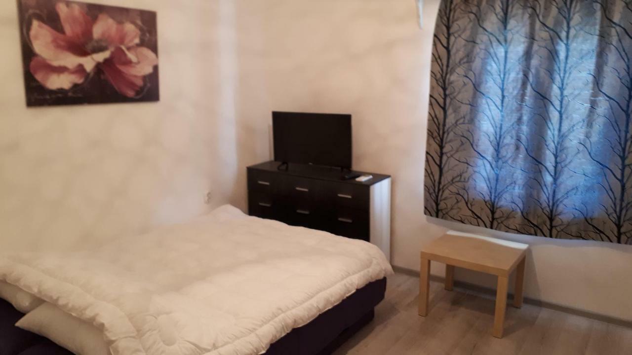 Studio Apartments Ilija Котор Экстерьер фото